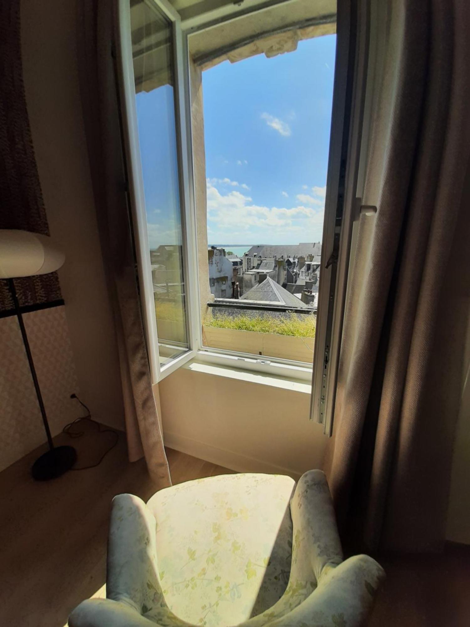 Le Balcon Des Vents Apartment Granville Luaran gambar